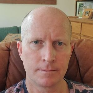 Meet your Posher, Travis